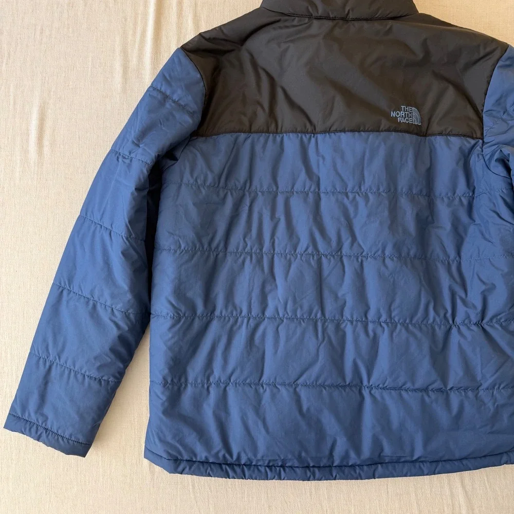 The North Face XL Everyday Insulated Puffer Jacket Shady Blue Black